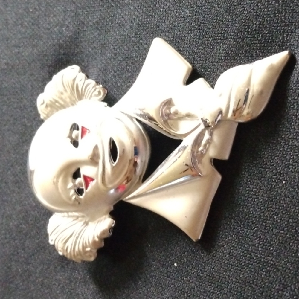 Creepy Clown pin